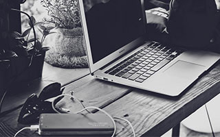 age动漫app｜基于实际使用的观察笔记：界面设计、播放流畅度与操作习惯分析